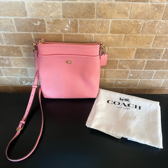 Coach Kitt Messenger Crossbody Bag Purse with Dust Bag - Picture 5 of 11